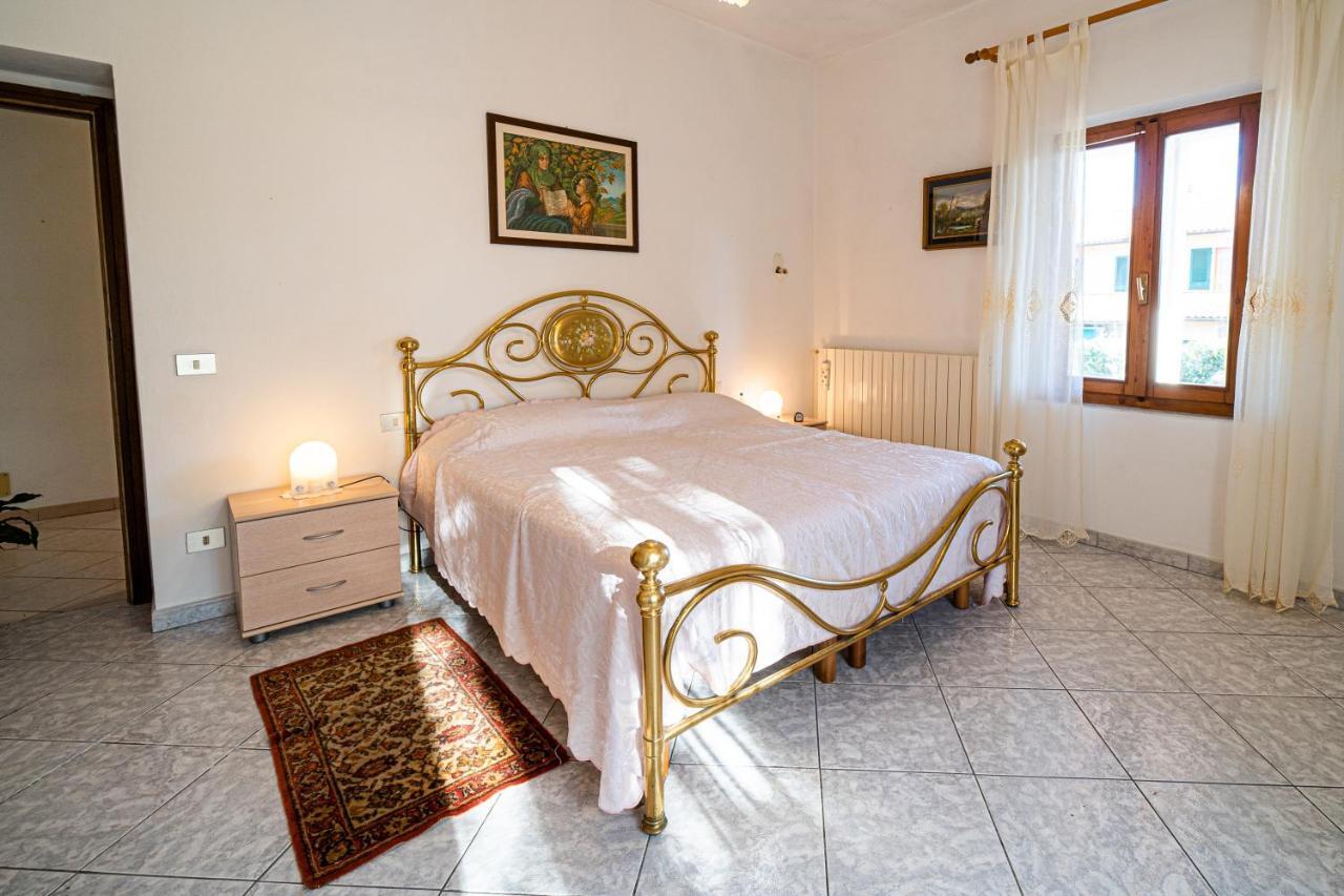 Appartement Bilocale Lo Scoglio - Goelba à Portoferraio Extérieur photo