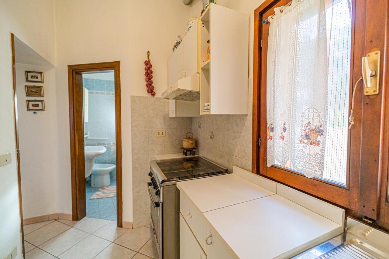 Appartement Bilocale Lo Scoglio - Goelba à Portoferraio Extérieur photo